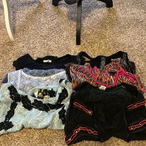 6 tops by Gimmicks by BKE, Daytrip Black and Brown Tank Tops